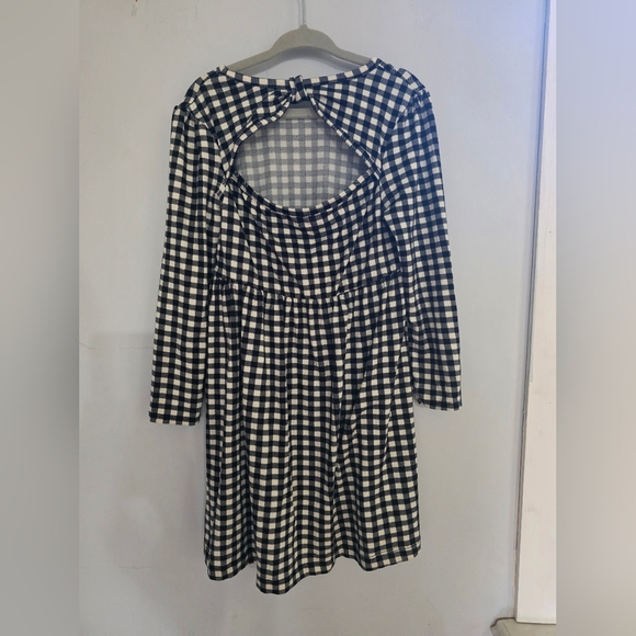 Makers Mark Knit Dress - Picture 3 of 3